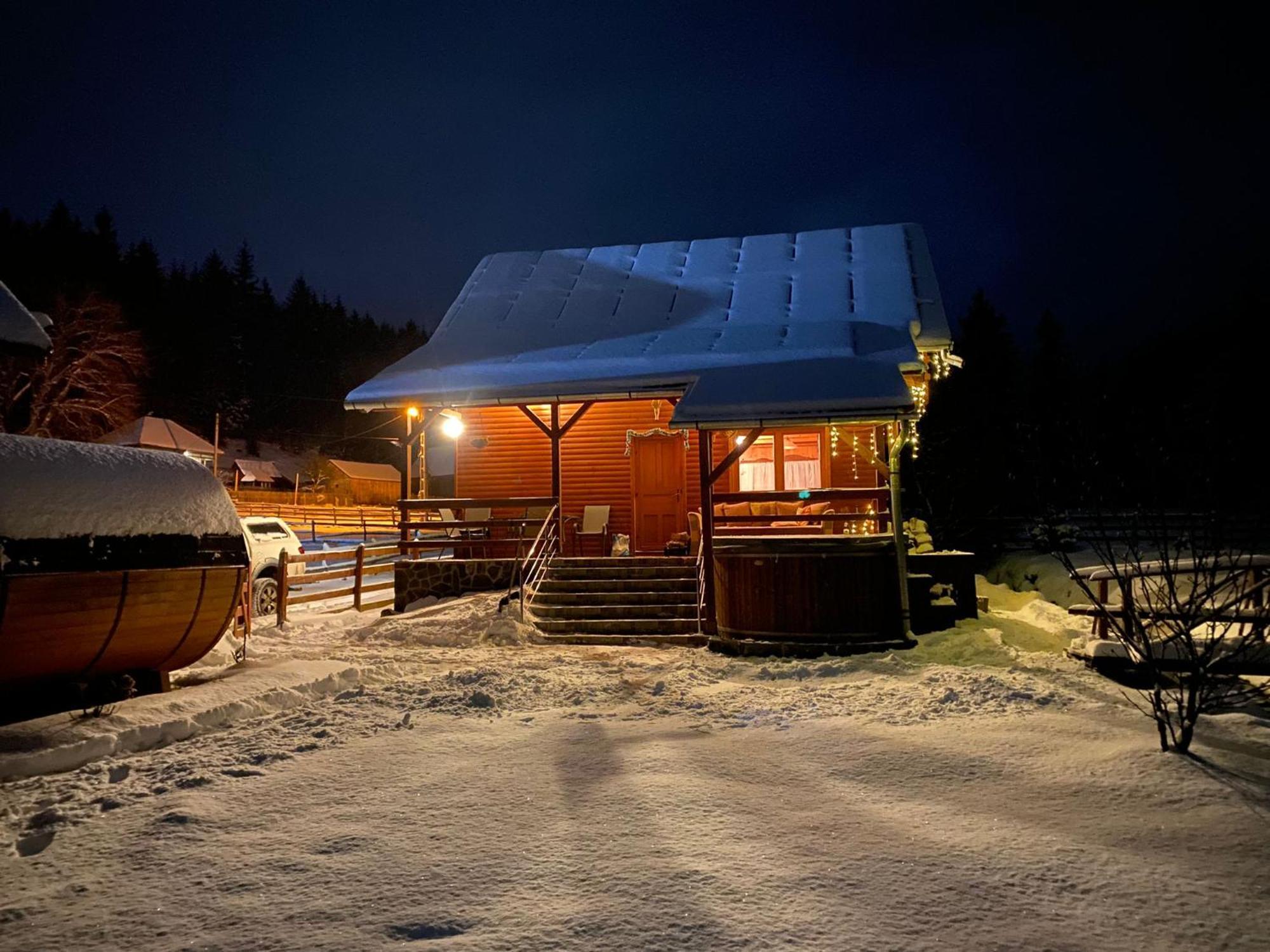 Villa Magasbuekk Pataka Kulcsoshaz à Izvoare  Chambre photo